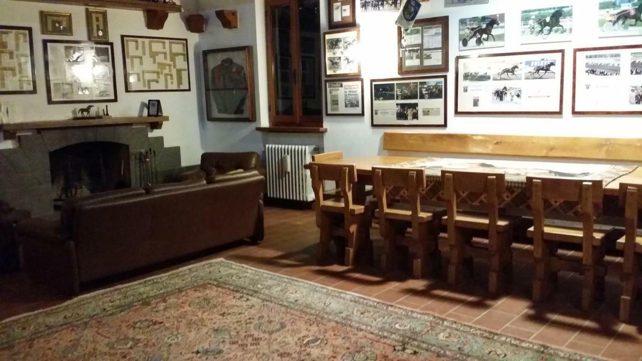 Scuderia 100 Pertiche Βίλα Villanterio Εξωτερικό φωτογραφία